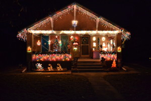 The Griswalds (super decorated house) take 1