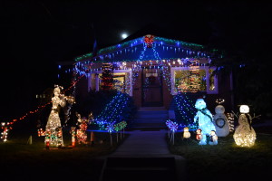 The Griswalds (super decorated house) take 2
